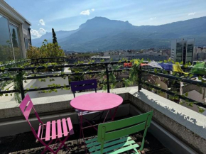Le Rooftop Calme et Terrasse à 1 minute de la gare